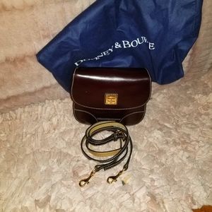Dooney & Bourke purse